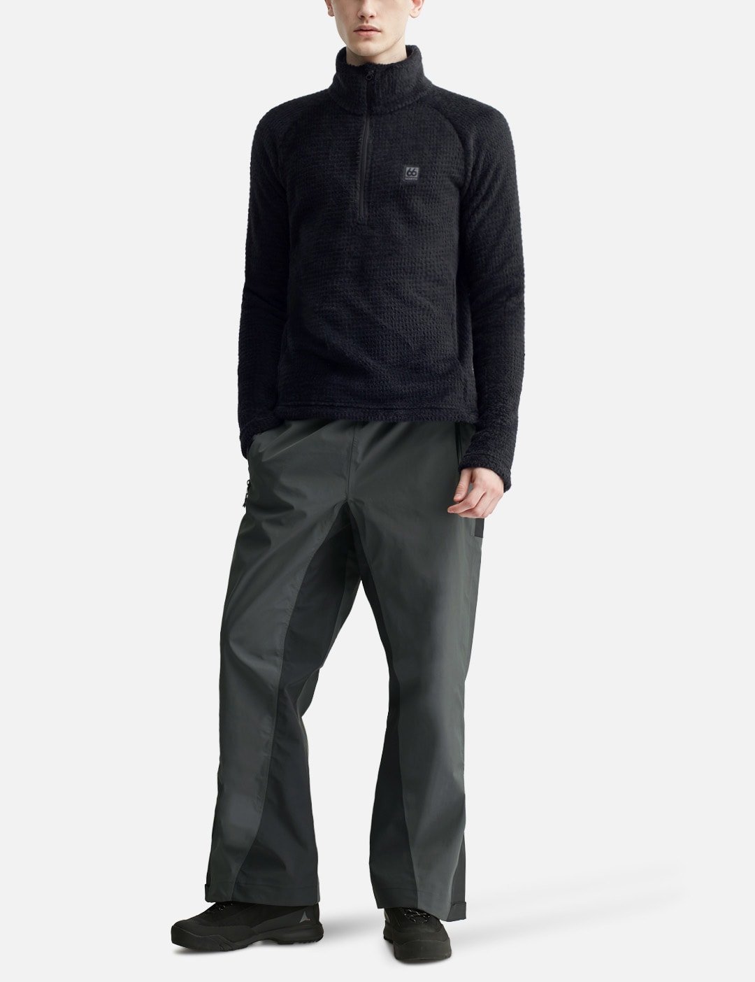 Dyngja Shell Pants view 15