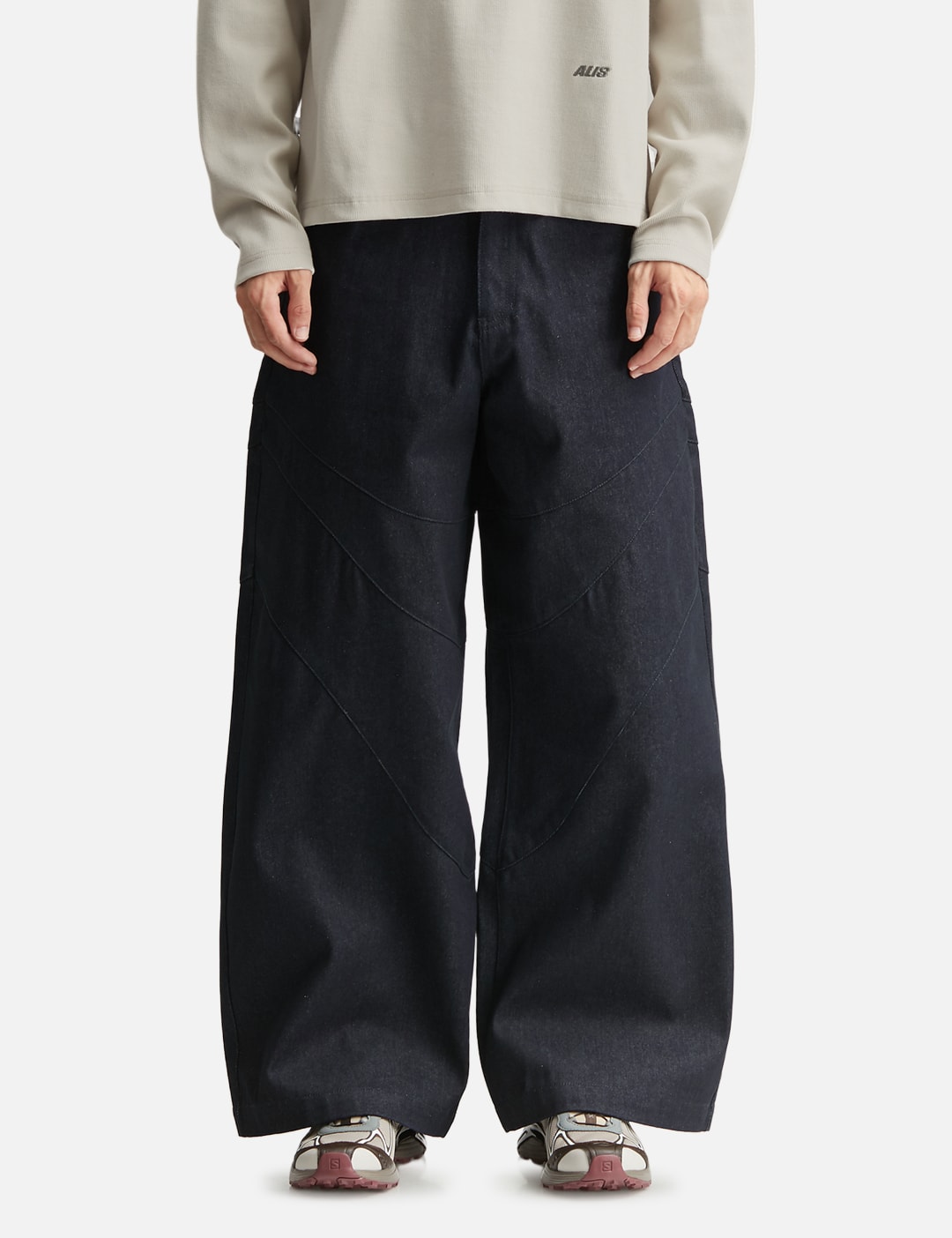 Danie Barrel Denim Pants view 18