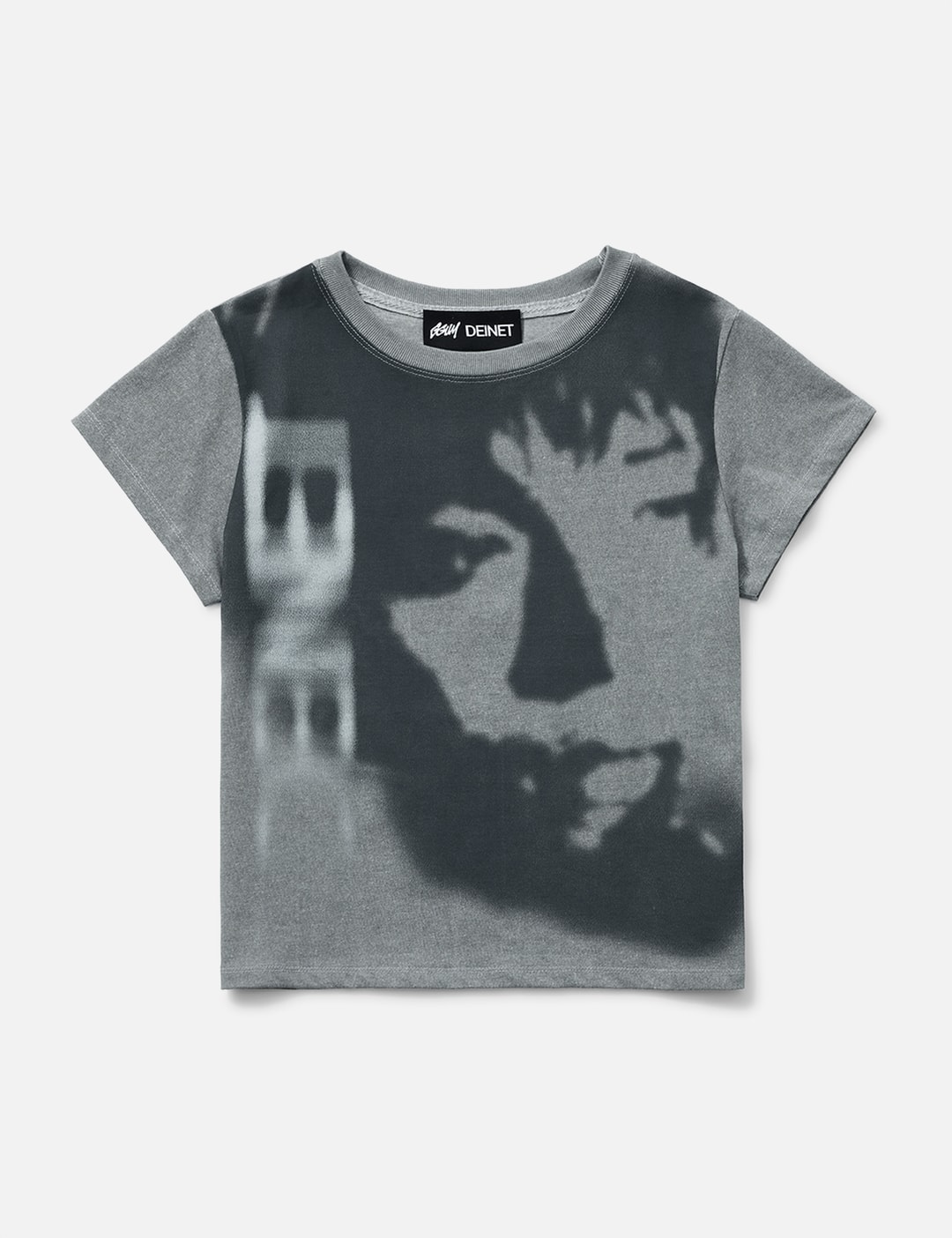 YEONJUN GGUM X DEINET Cropped Fit Short Sleeve T-Shirt