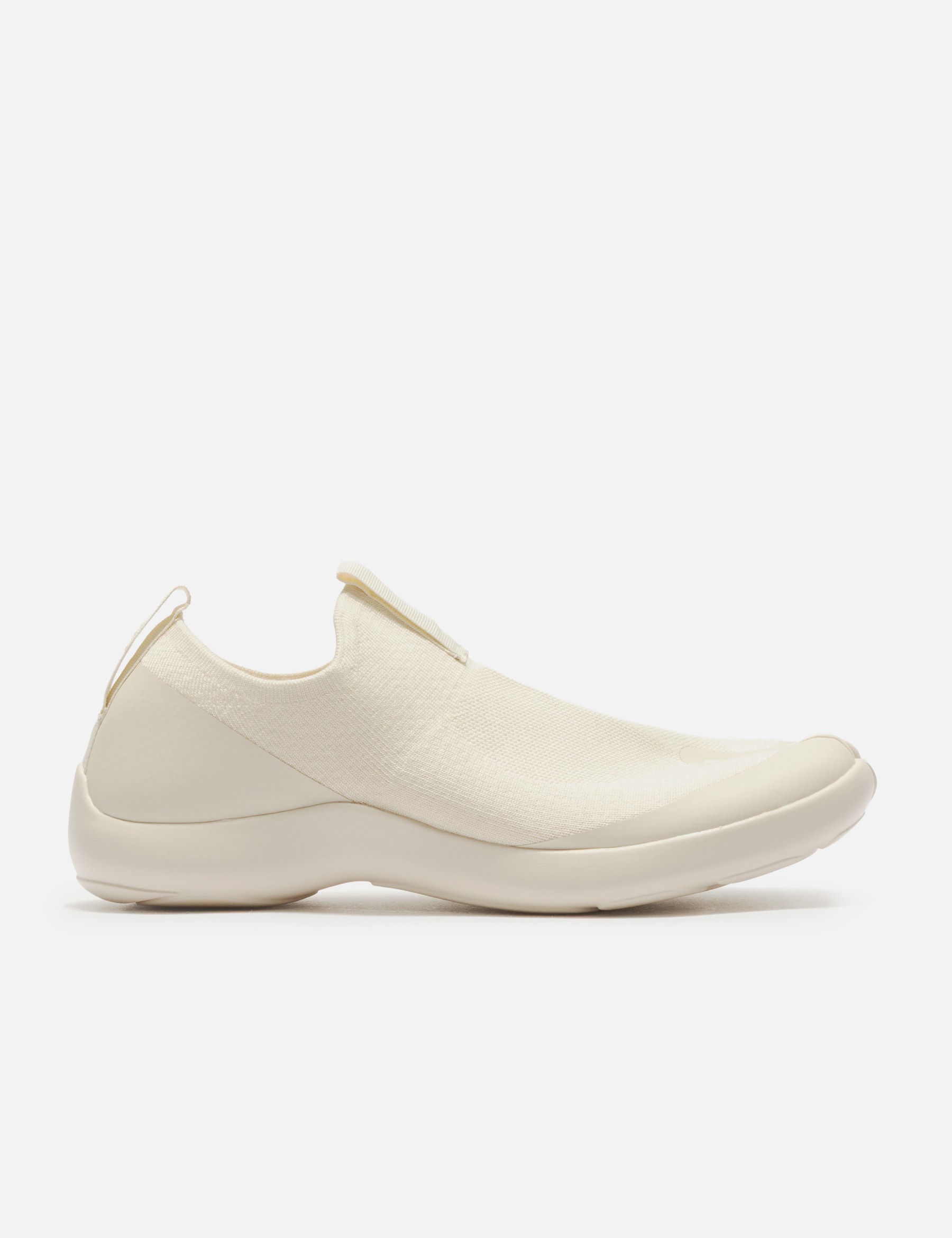 Shoes view 16