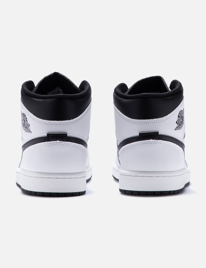 AIR JORDAN 1 MID Placeholder Image