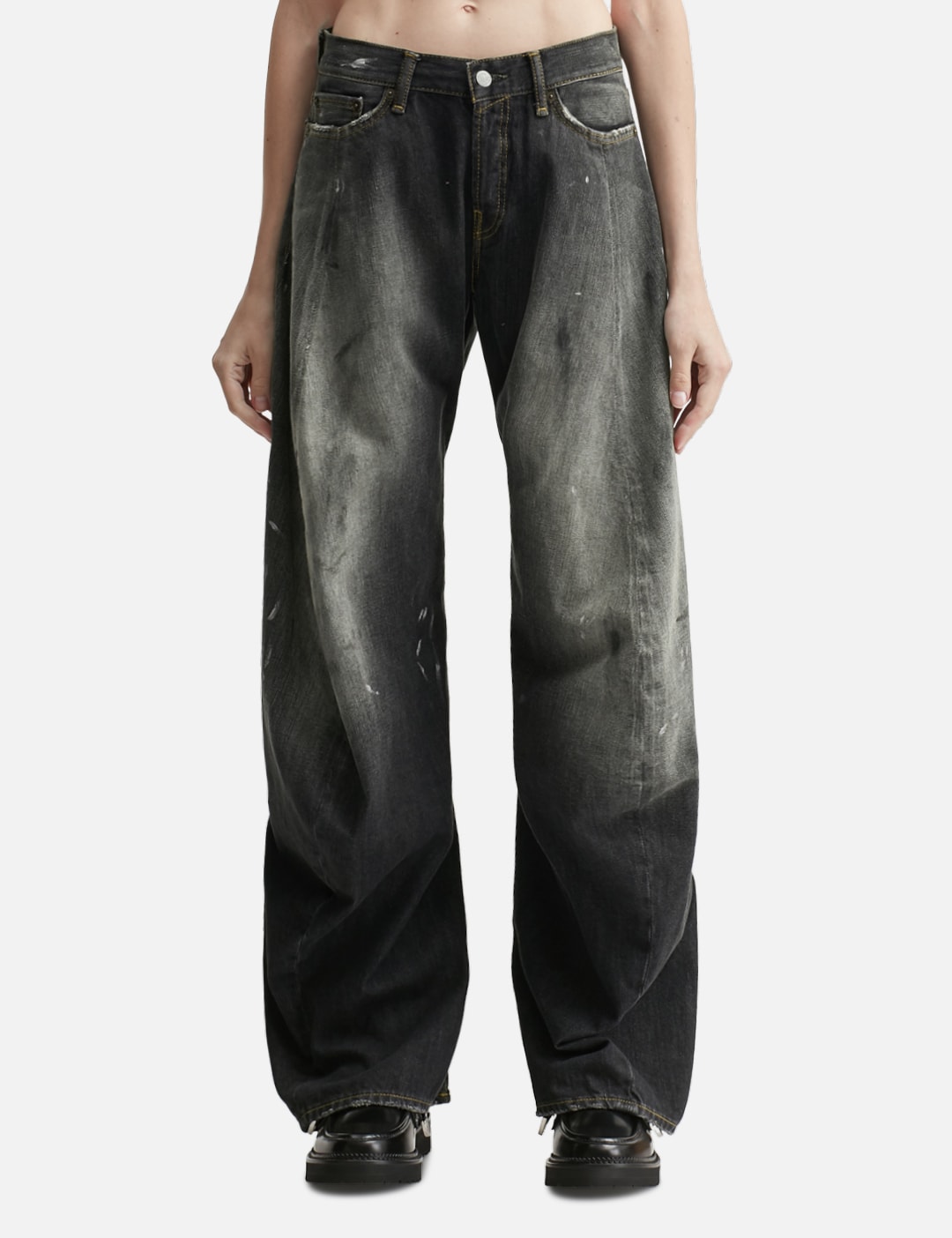 Loose Fit Jeans - 2006F view 13