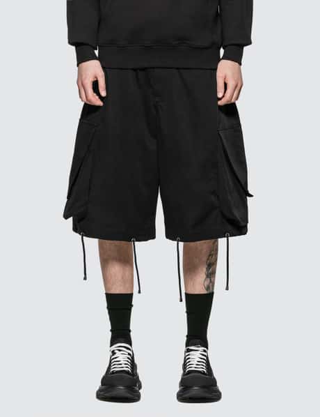 JW Anderson - Oversized Drawstring Cargo Shorts | HBX - ハイプ 