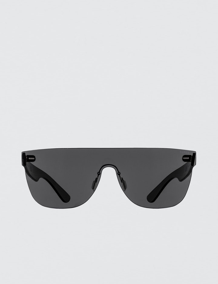 Super By Retrosuperfuture - Tuttolente Flat Top Black Sunglasses | - ハイプビースト(Hypebeast)が厳選したグローバルファッション&ライフスタイル