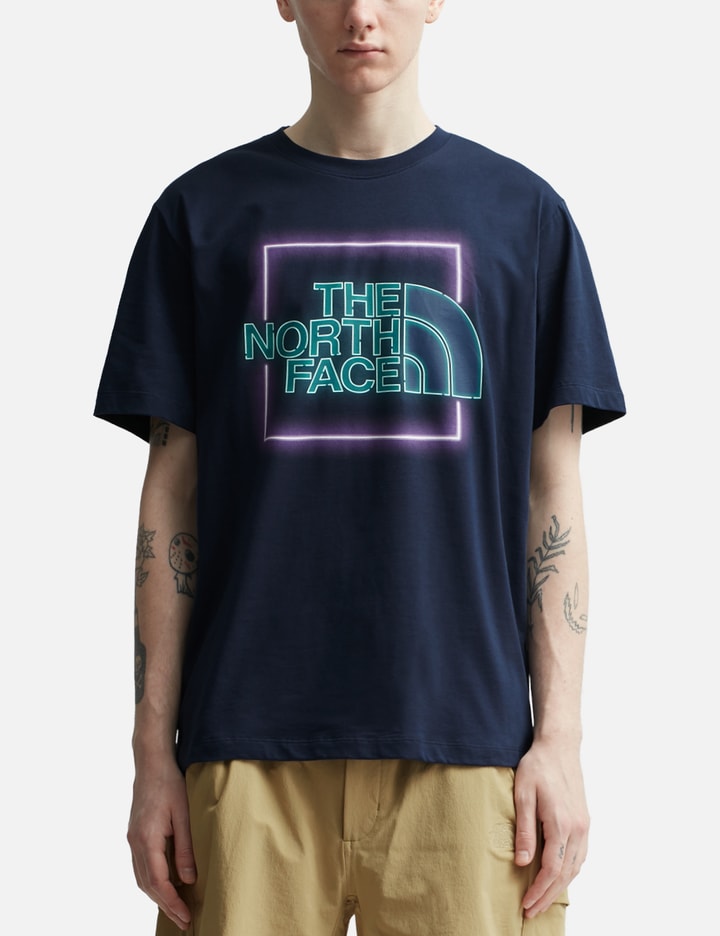 M Short Sleeves Neon Graphic T-shirt Placeholder Image