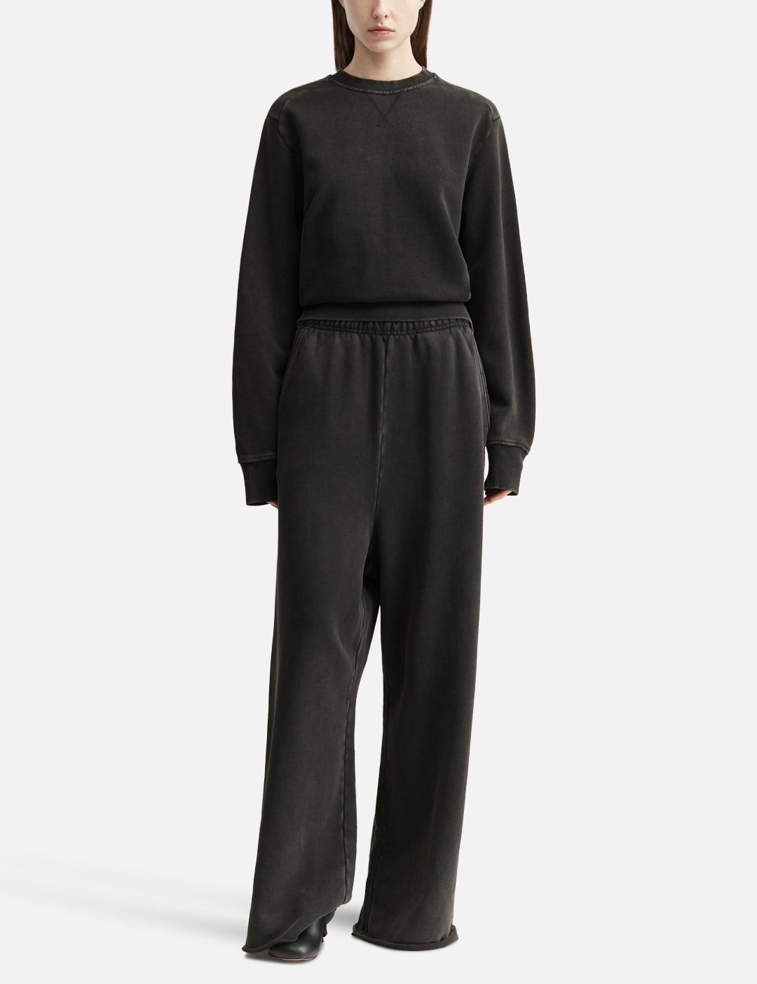 Full Sweatpant view 15