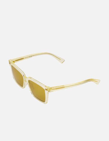 Bottega Veneta Soft Recycled Acetate Square Sunglasses  display picture 3