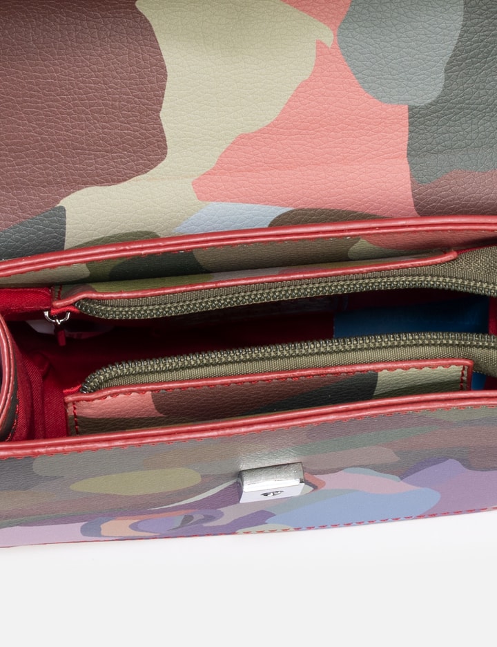 Kissing Bag Placeholder Image