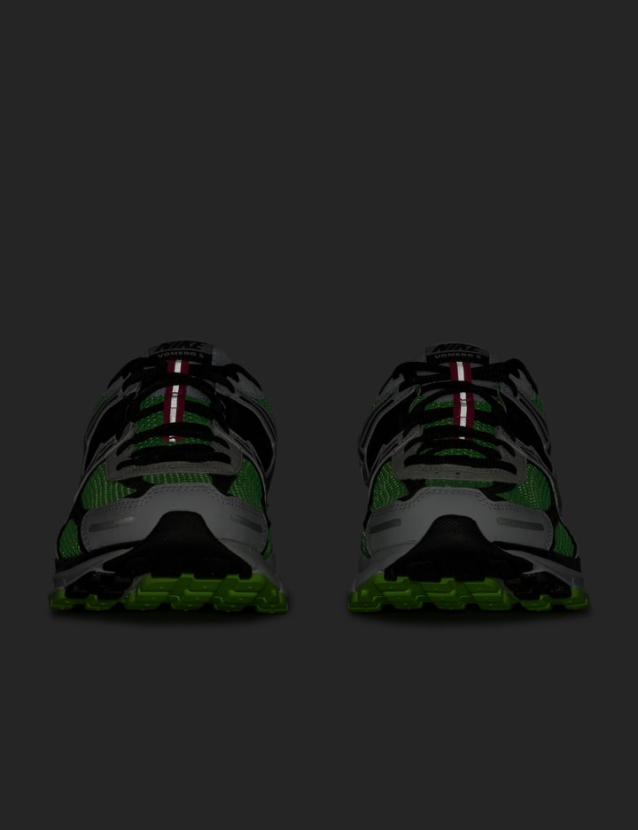 NIKE ZOOM VOMERO 5 SE SP Placeholder Image