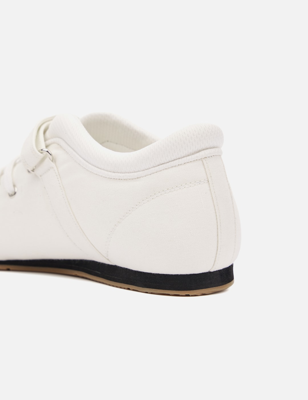 D Logo Lace Up Mozzi Shoes In White view 18