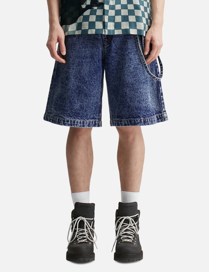 BAGGY SHORTS WITH BELT Placeholder Image