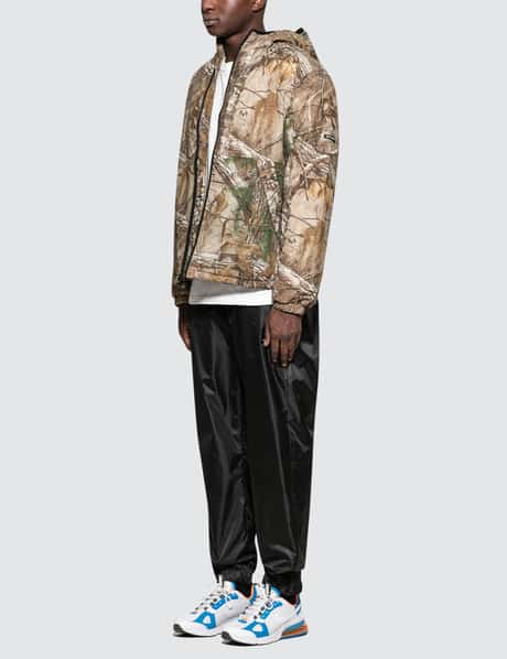 Stüssy - Realtree Insulated Hooded Jacket | HBX - ハイプビースト 