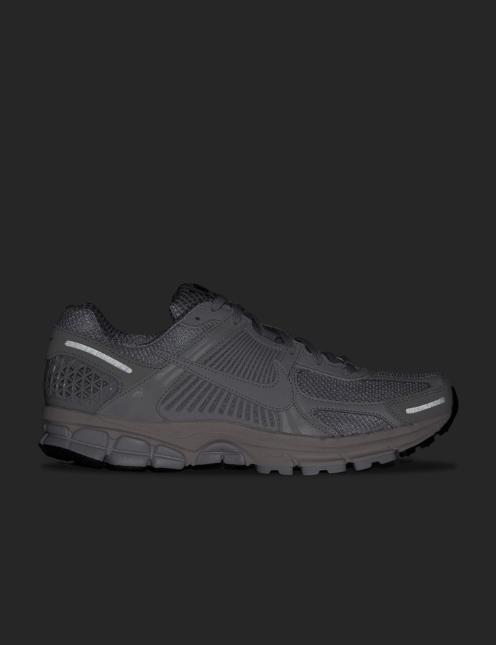 NIKE ZOOM VOMERO 5 Placeholder Image