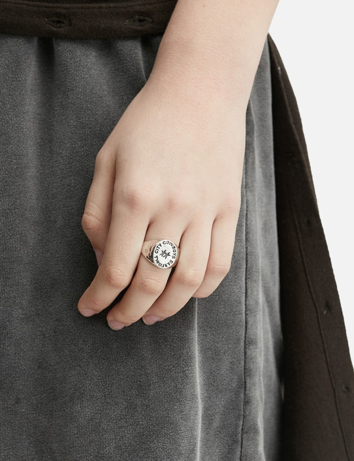 Twojeys Ignorant Cowboys Signet In Metallic