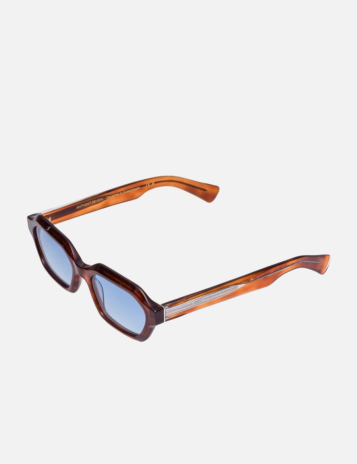 MessyWeekend Anthony