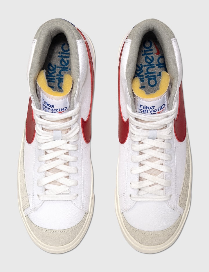 Nike Blazer Mid '77 Placeholder Image