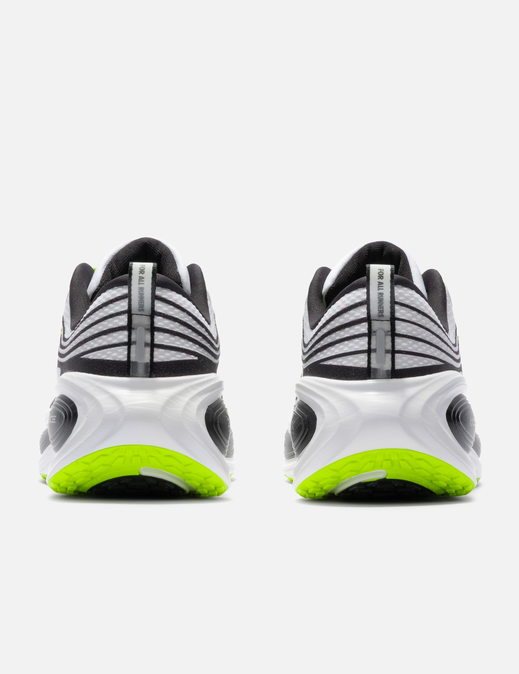 Distance X Nike Vomero Plus view 18