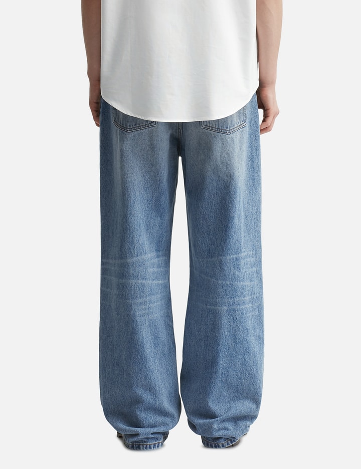 LARGE FIT JEANS Placeholder Image