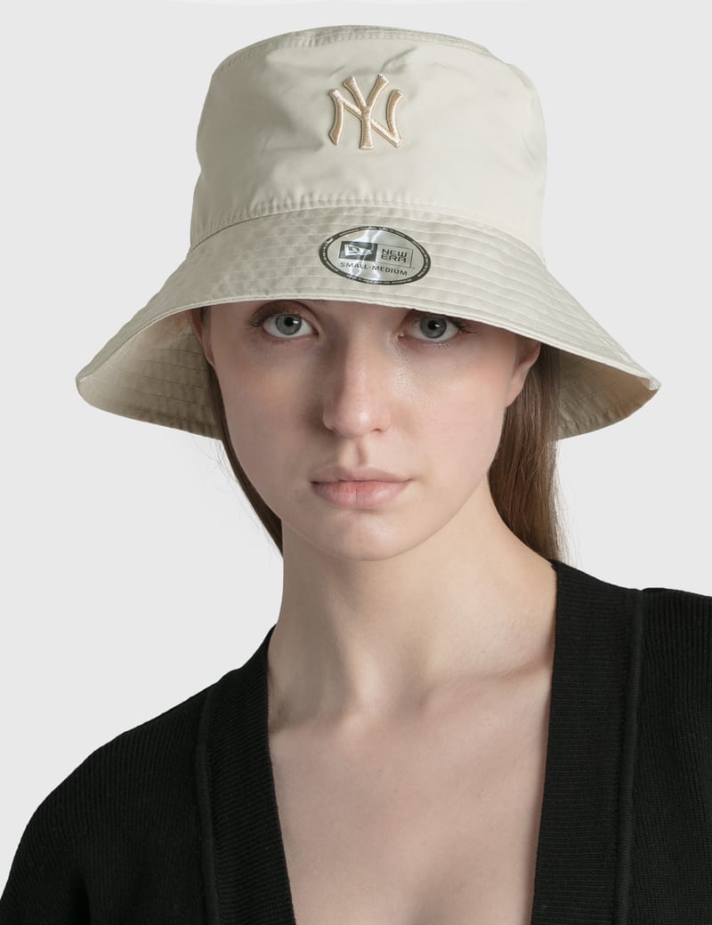 yankees bucket hat women's