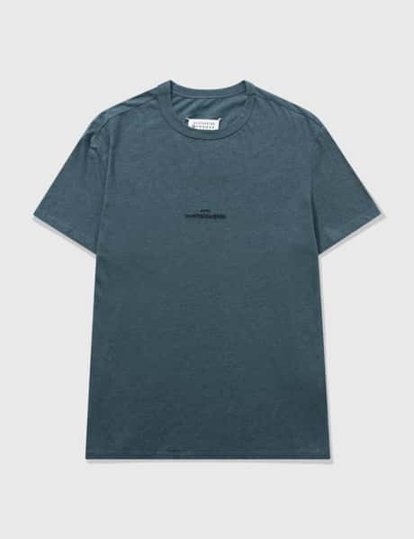 メゾン マルジェラ - アップサイドダウン ロゴ Tシャツ | HBX