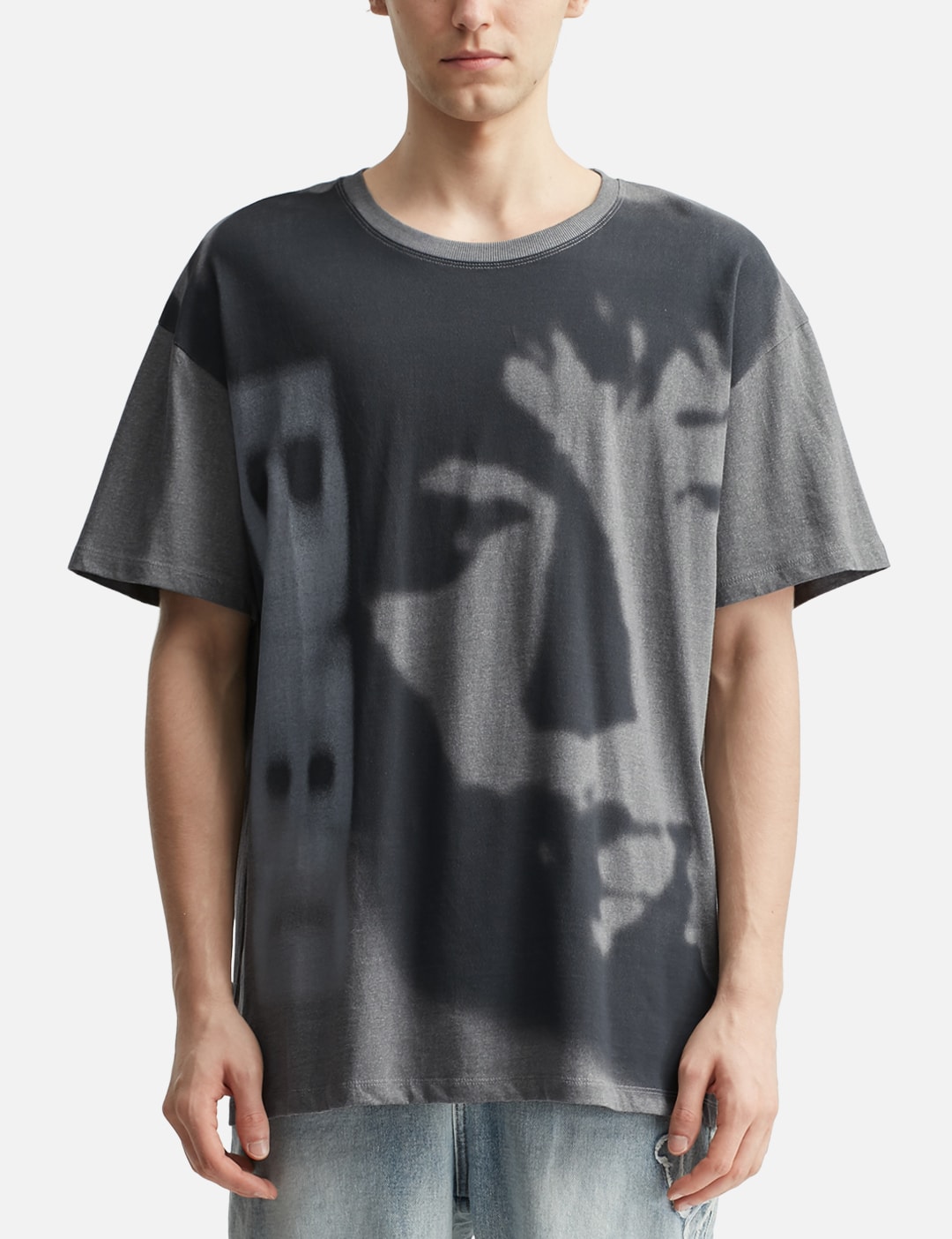 YEONJUN GGUM X DEINET Over Fit Short Sleeve T-Shirt view 18