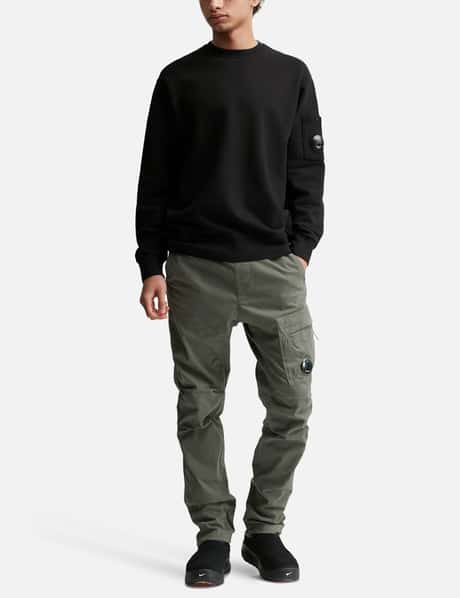 C.P. Company - STRETCH SATEEN ERGONOMIC LENS SINGLE CARGO PANTS  