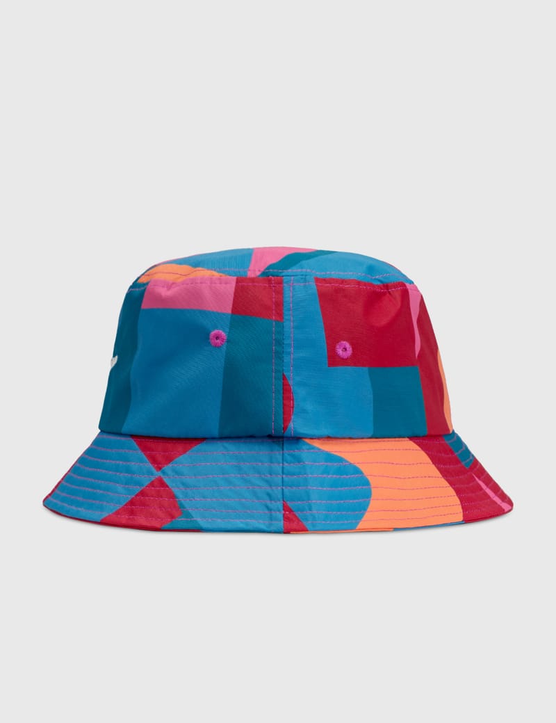 By Parra - Sitting Pear Bucket Hat 
