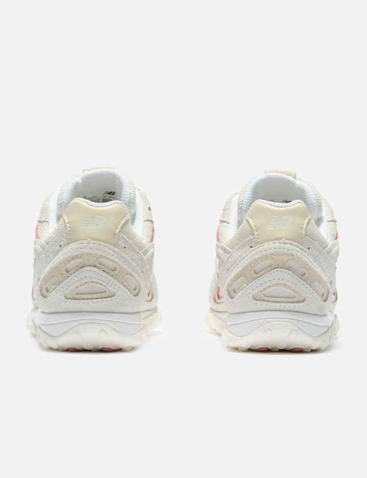 New Balance 204L
