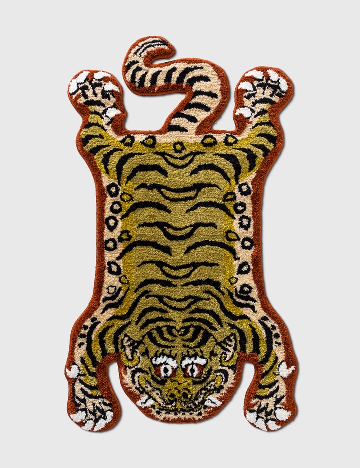 RAW EMOTIONS - Small Tibetan Tiger Rug