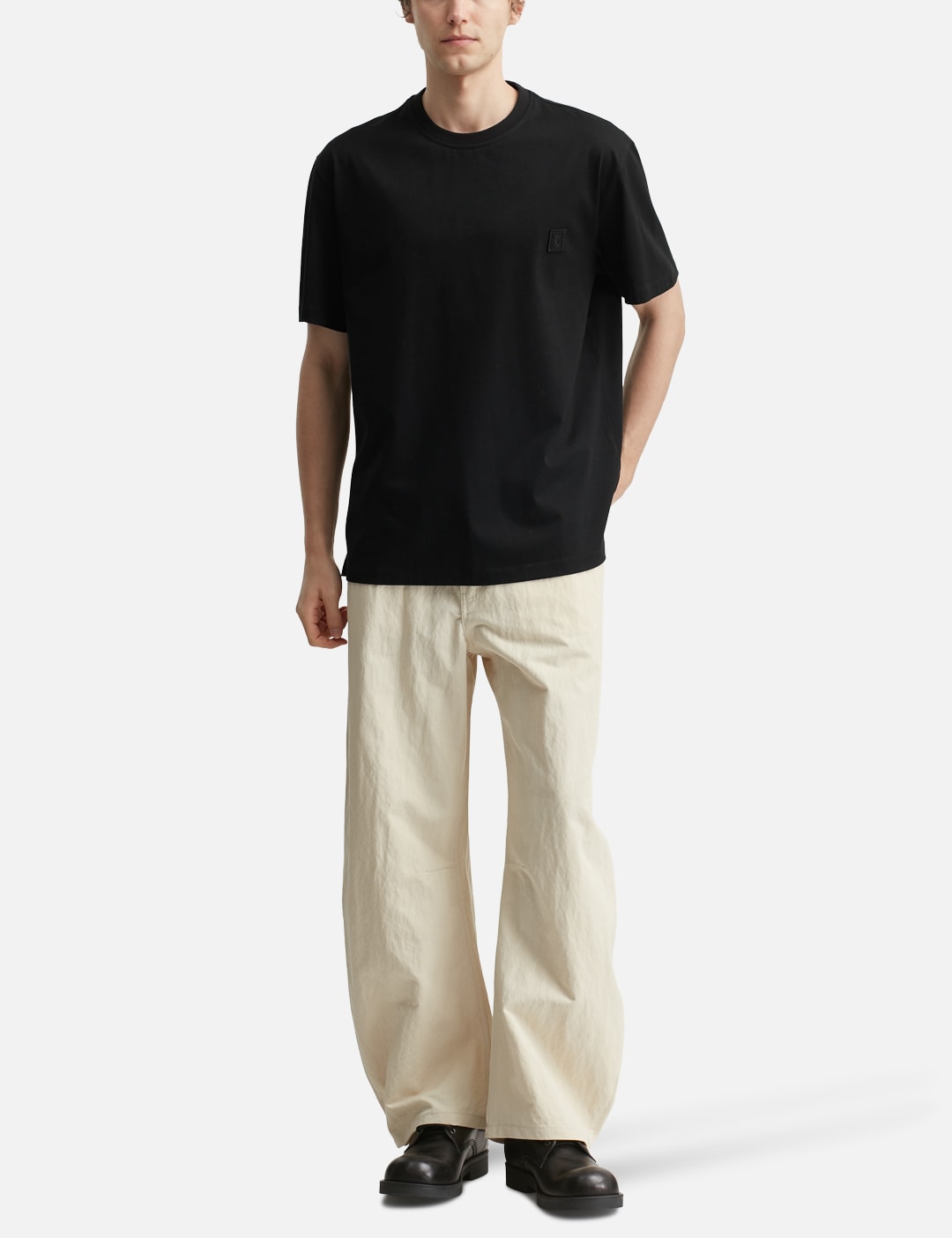 Short Sleeves Logo T-Shirt view 20