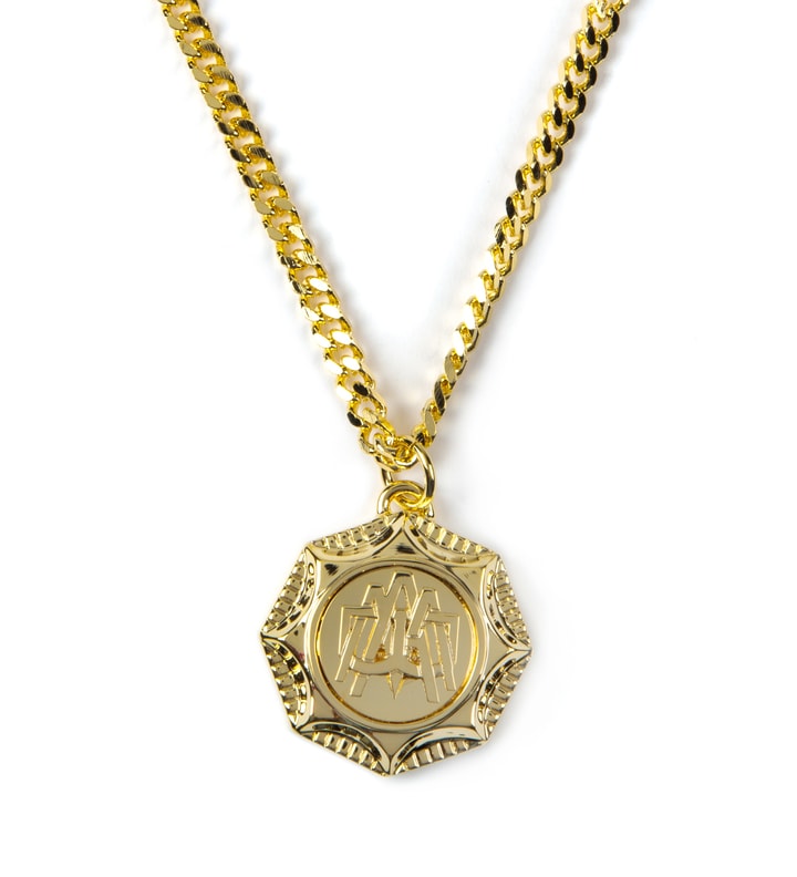 Gold Medallion Necklace 1 Placeholder Image