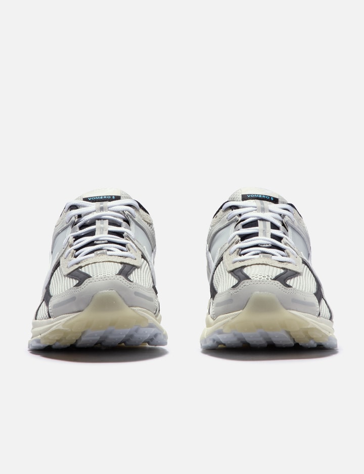 Nike Zoom Vomero 5 Placeholder Image