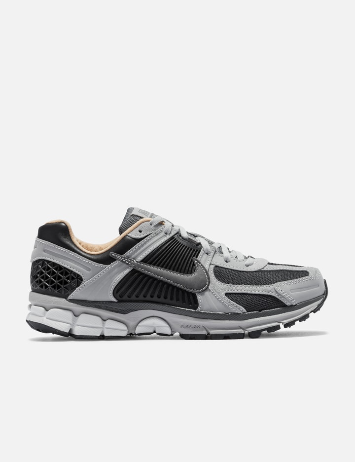 NIKE ZOOM VOMERO 5 Placeholder Image