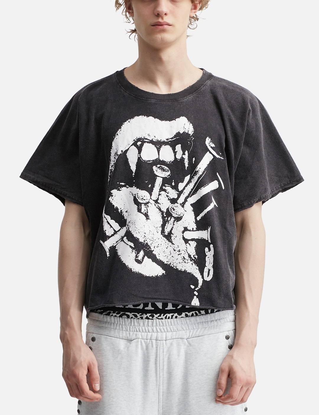 "Noa" Liar T-Shirt In Black view 18