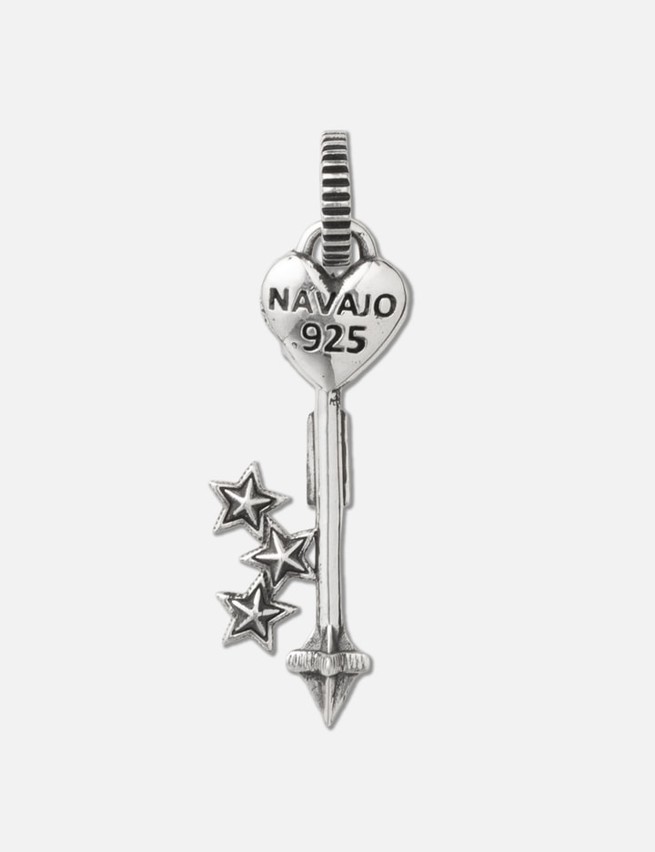 Heart W / Center Hollow Star Key Pendant
