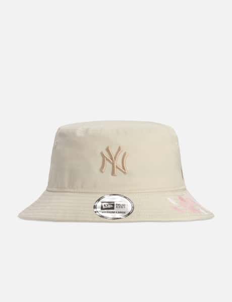 New Era New York Yankees Sakura Bucket Hat