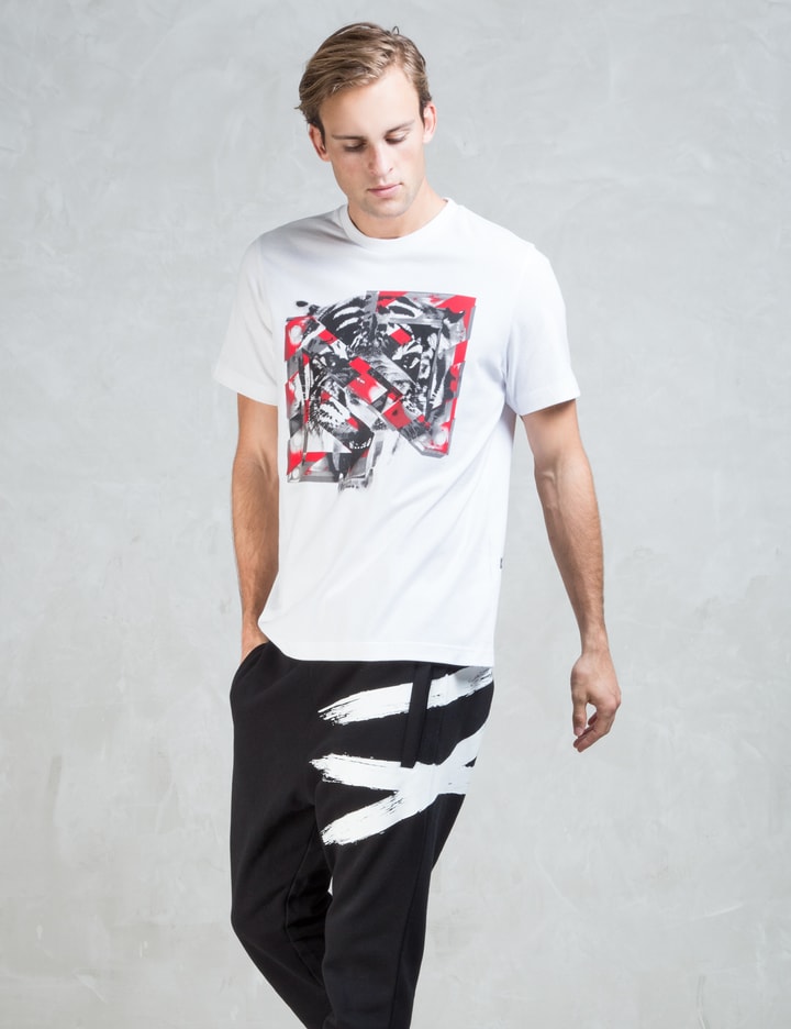 N Tiger Graphic S/S T-Shirt Placeholder Image