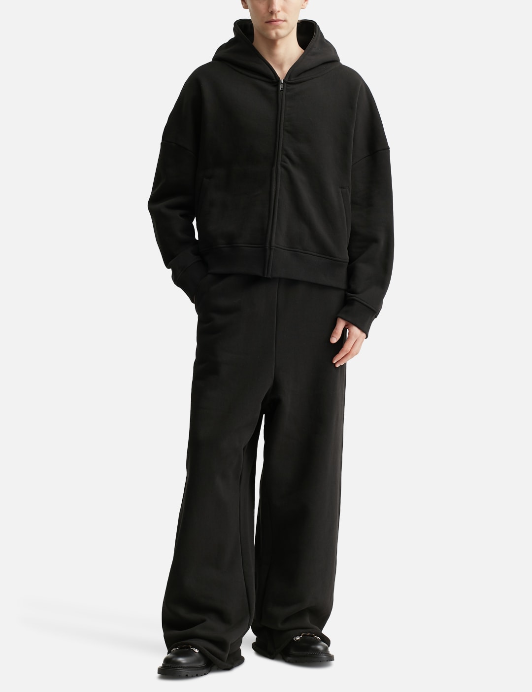 Eternal Zip Black view 20
