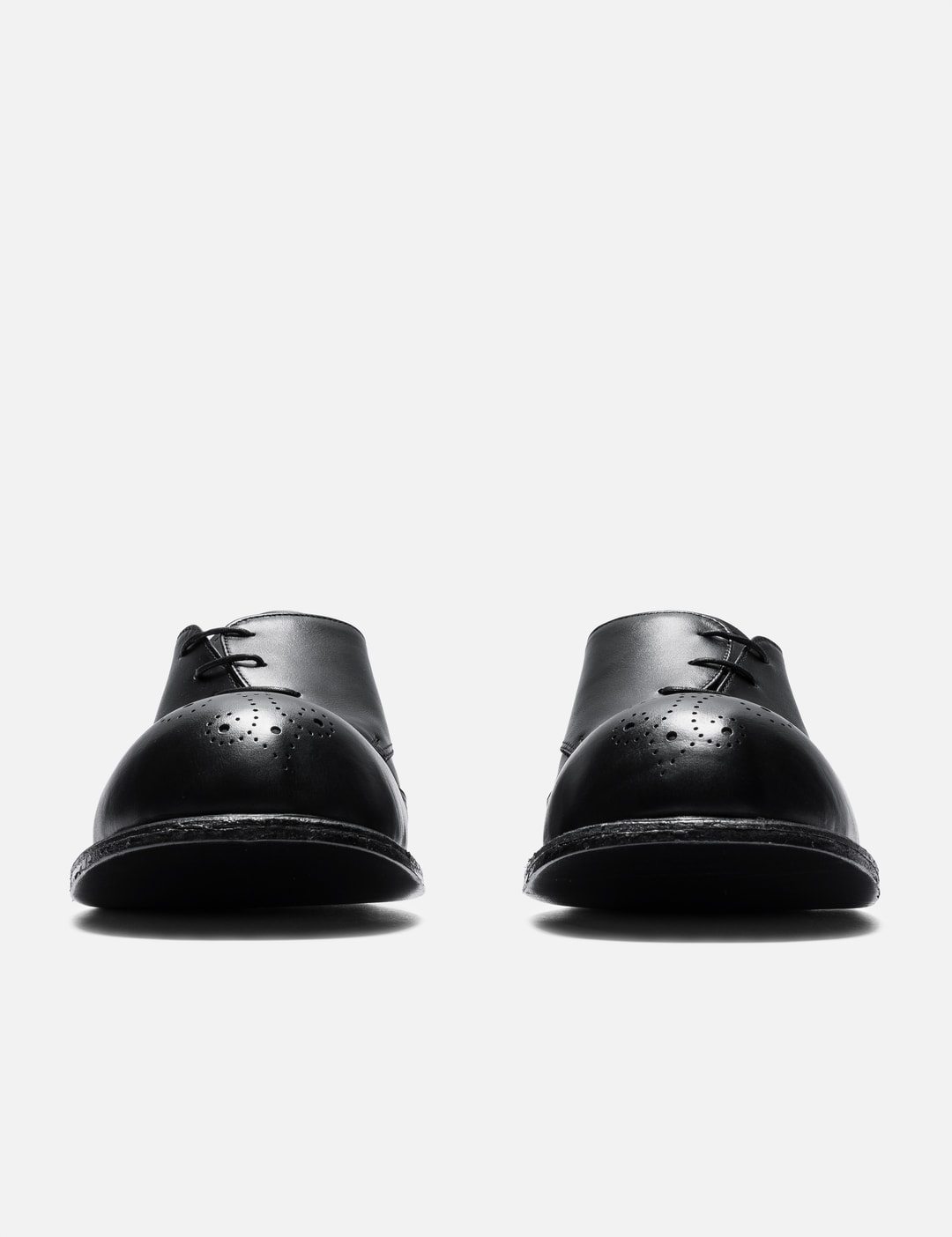 Foot Curved Wingtip Derby view 8