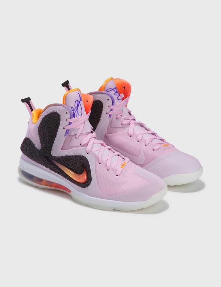 Nike 레브론 IX Placeholder Image