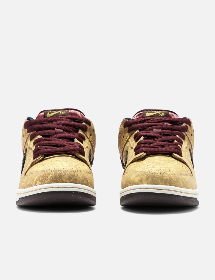 NIKE SB DUNK LOW PRO Placeholder Image