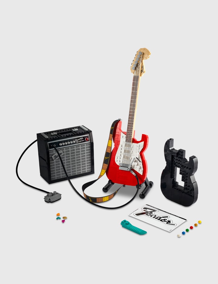 LEGO® IDEAS FENDER® STRATOCASTER™ Placeholder Image