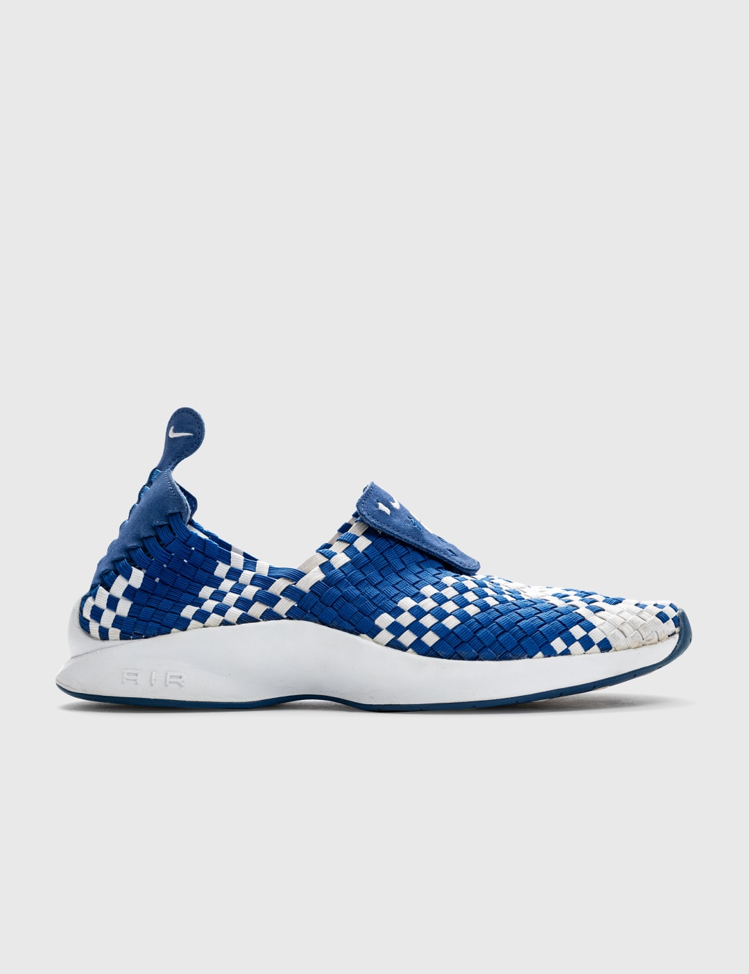 Nike - Colette x Nike Air Woven 'The Beach' | HBX - Globally Curated Fashion and by Hypebeast