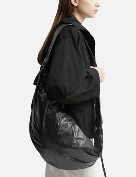 Lemaire - ラージ ソフト クロワッサンバッグ | HBX - ハイプビースト  