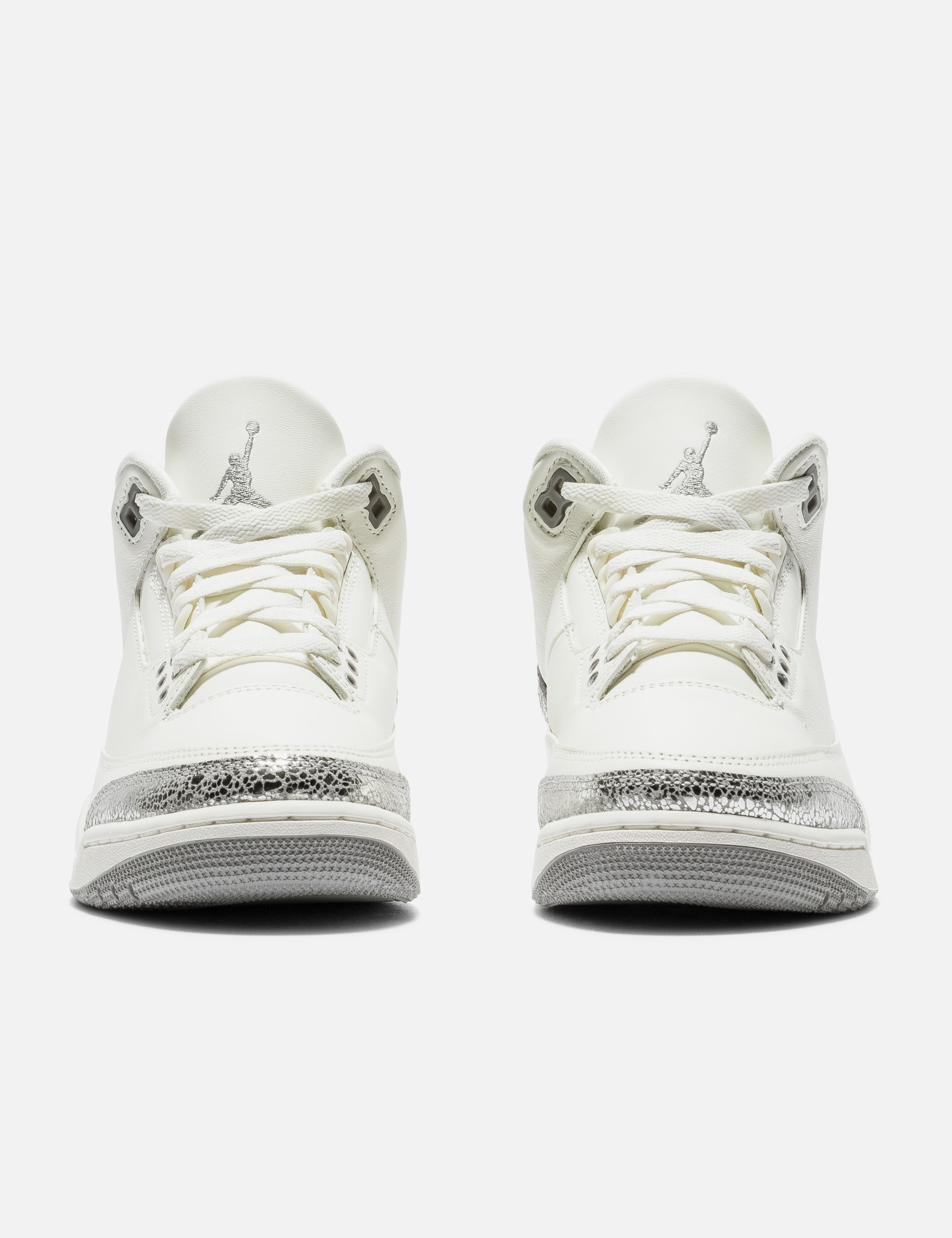 Air Jordan 3 Retro view 14