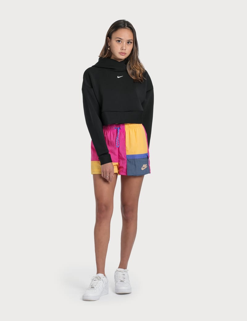 icon clash shorts