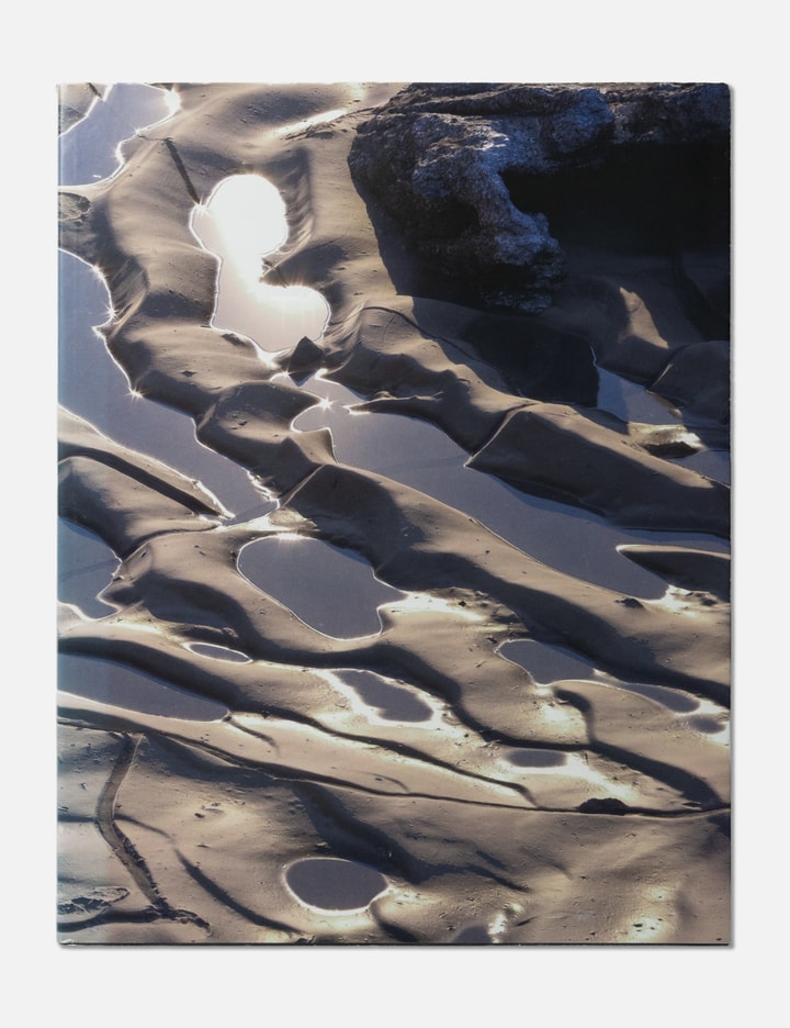 Timur Si-qin / A New Protocol Placeholder Image