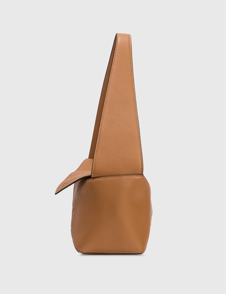 Loewe redesigns its classic Puzzle bag - HIGHXTAR.