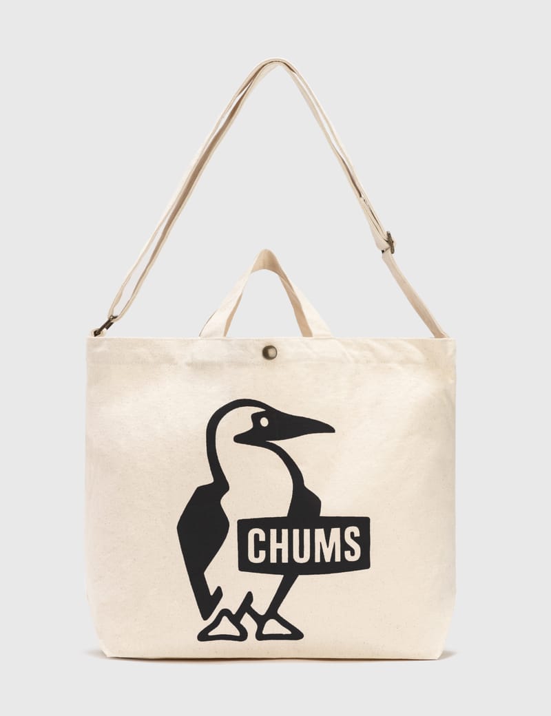 Chums - Booby Canvas Shoulder Bag | HBX 