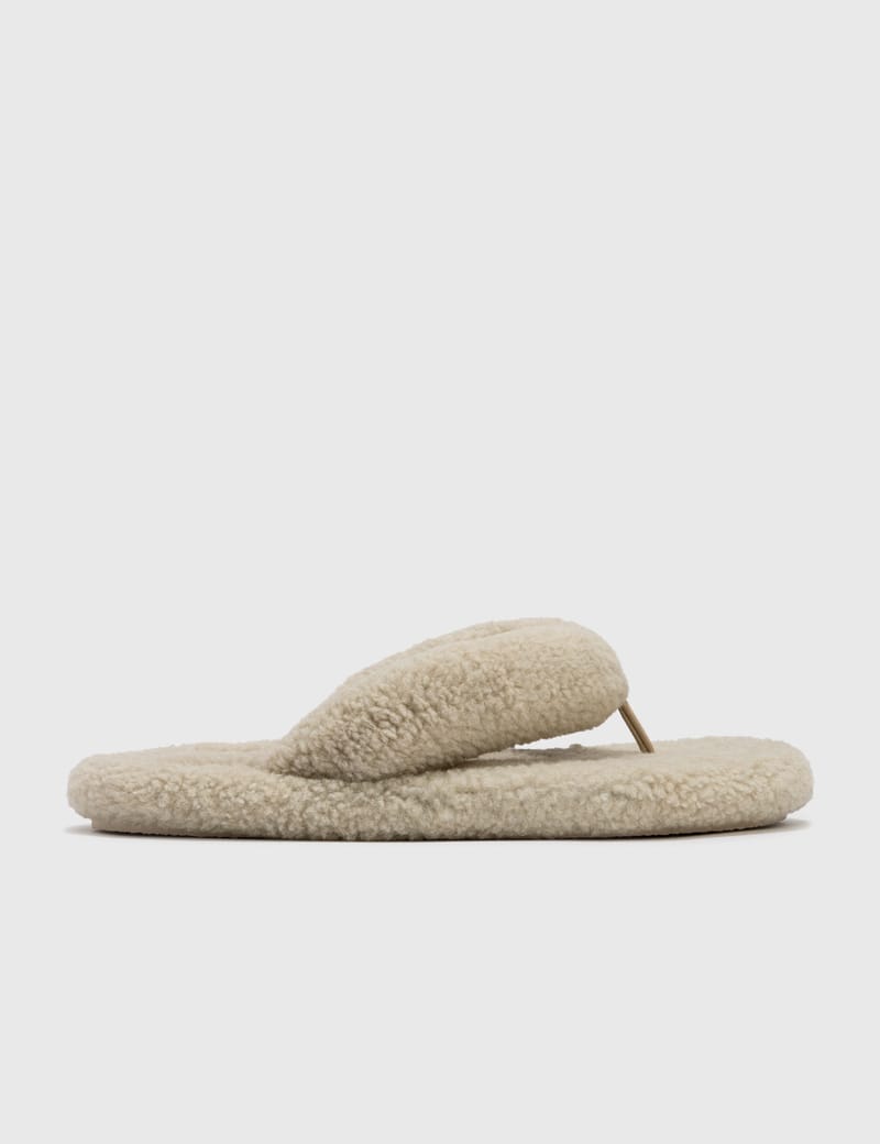 MM6 Maison Margiela - Faux Shearling Thong Slipper | HBX - Globally Curated  Fashion and Lifestyle by Hypebeast